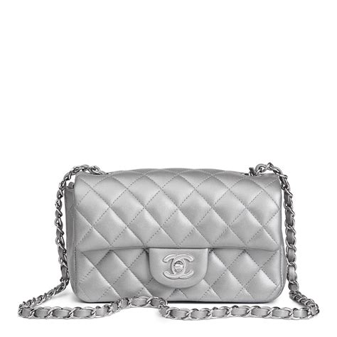 classic chanel tas zilver|best vintage chanel bags.